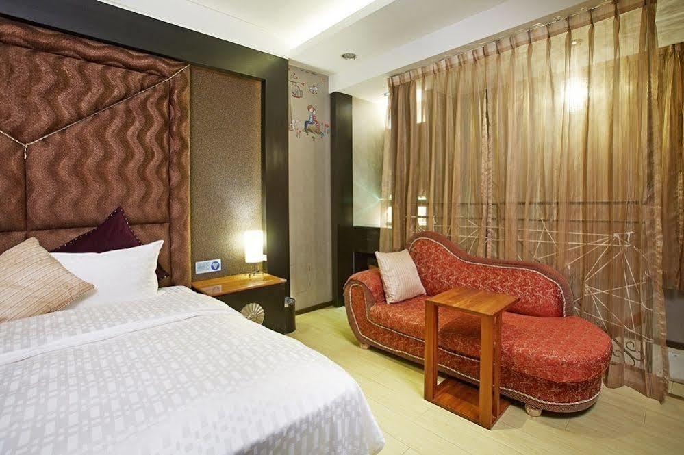 Prague Spring Boutique Motel Liujia Bagian luar foto